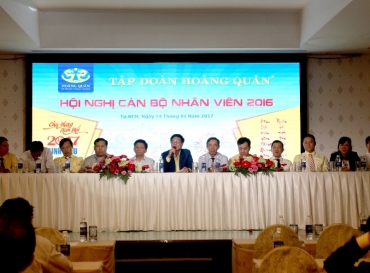 TẬP ĐOÀN HOÀNG QUÂN TỔ CHỨC HỘI NGHỊ CÁN BỘ, NHÂN VIÊN VÀ TIỆC TẤT NIÊN 2016, ĐÓN CHÀO 2017