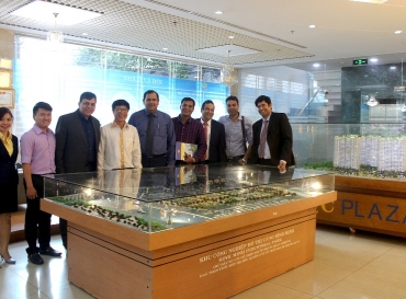 DELEGATION OF INDIAN NATIONAL REAL ESTATE DEVELOPMENT COUNCIL (NAREDCO) VISITS AND WORKS WOTH HOANG QUAN GROUP (HQC)